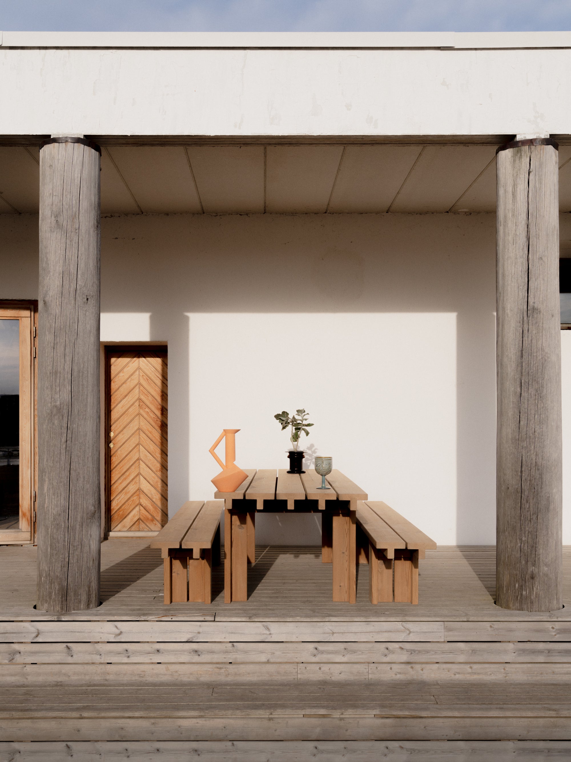 013 Osa Outdoor Bench