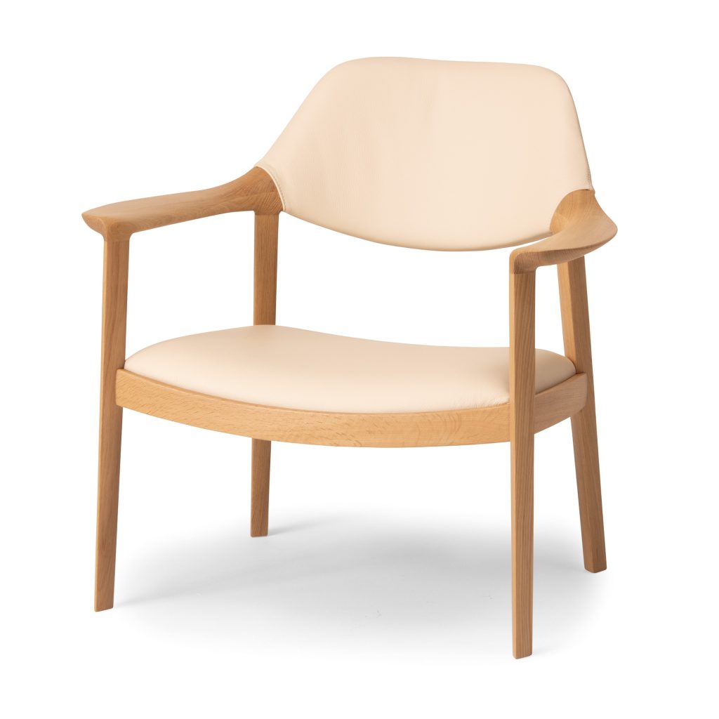 Wing Lounge Chair