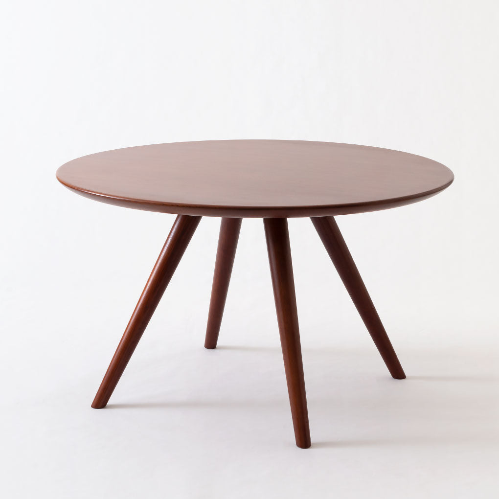 Yanagi Dining Table