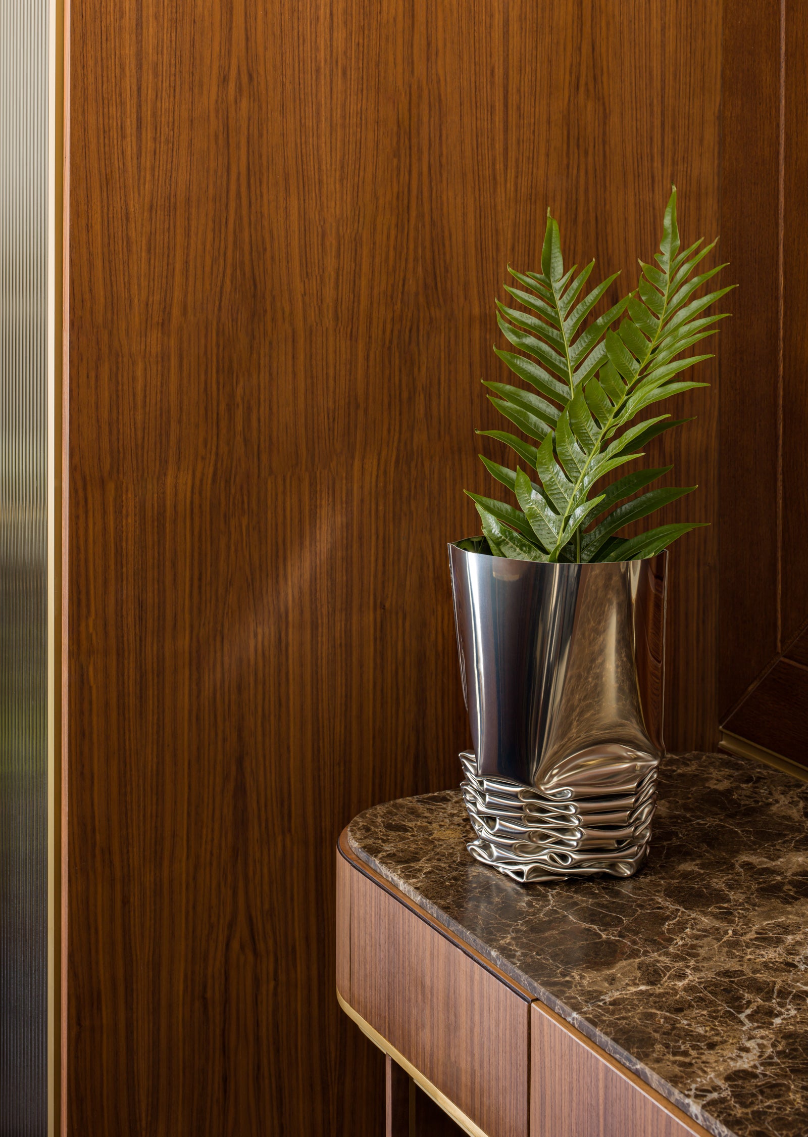 Crash Vase
