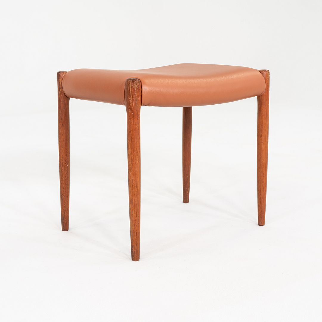 Moller 80A Stool