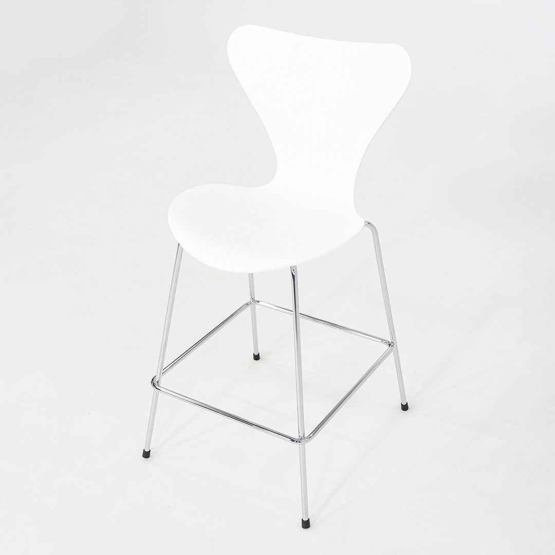 Series 7 Counter Stool