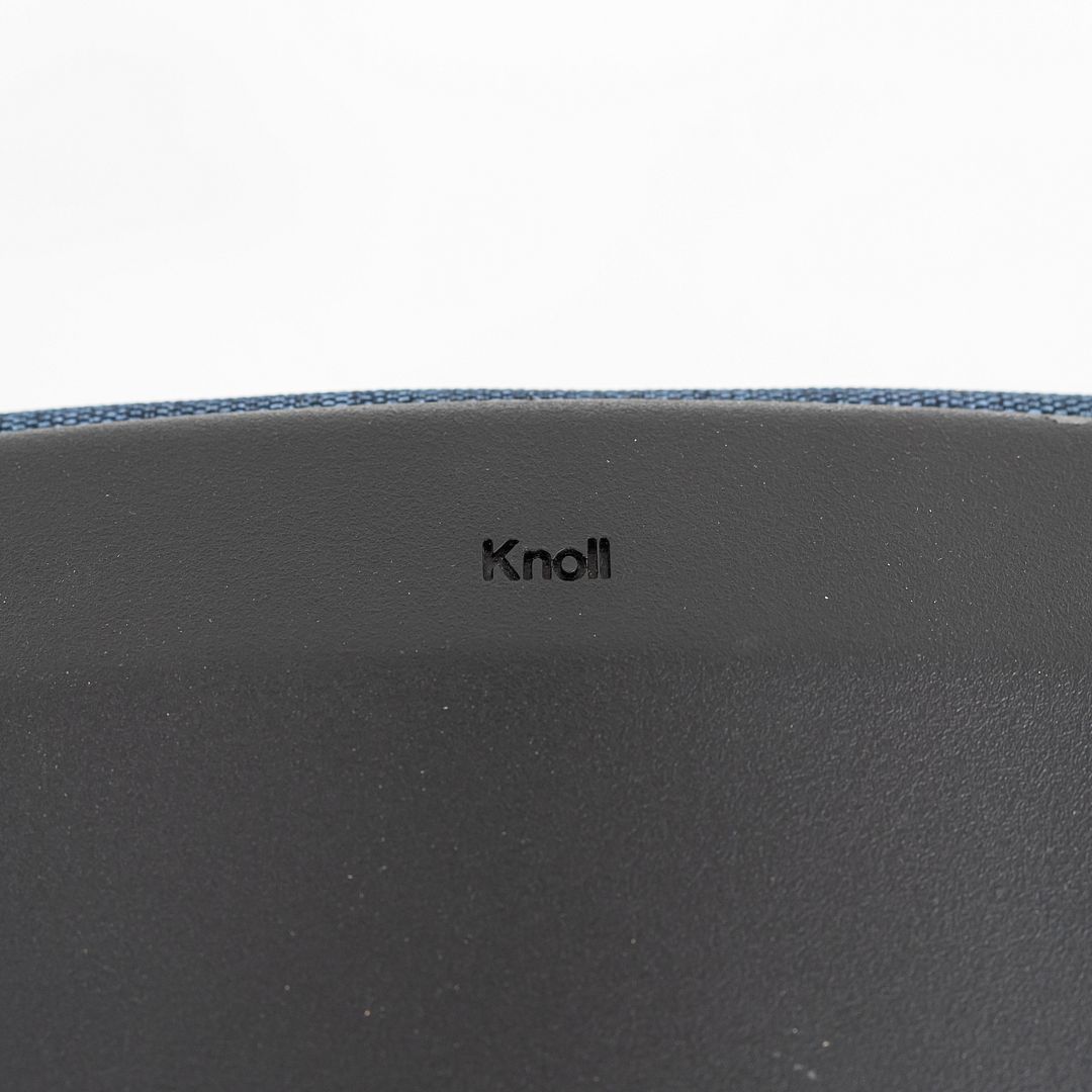 Moment Chair