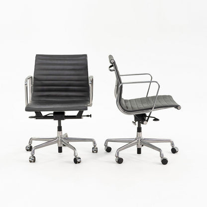 Aluminum Group Management Desk Chair, Model EA335