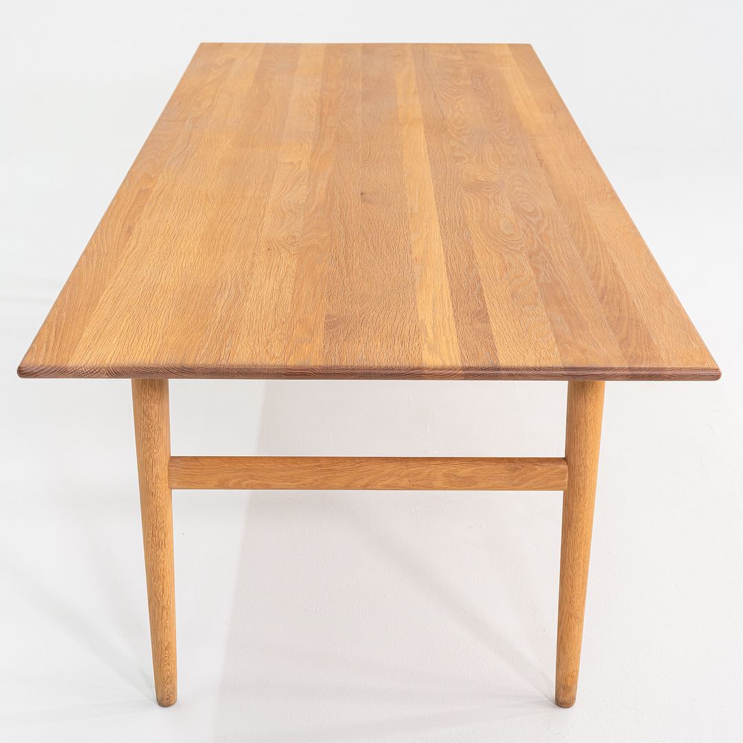 CH327 Dining Table