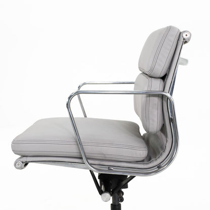 Eames Soft Pad Management Desk Chair, EA435