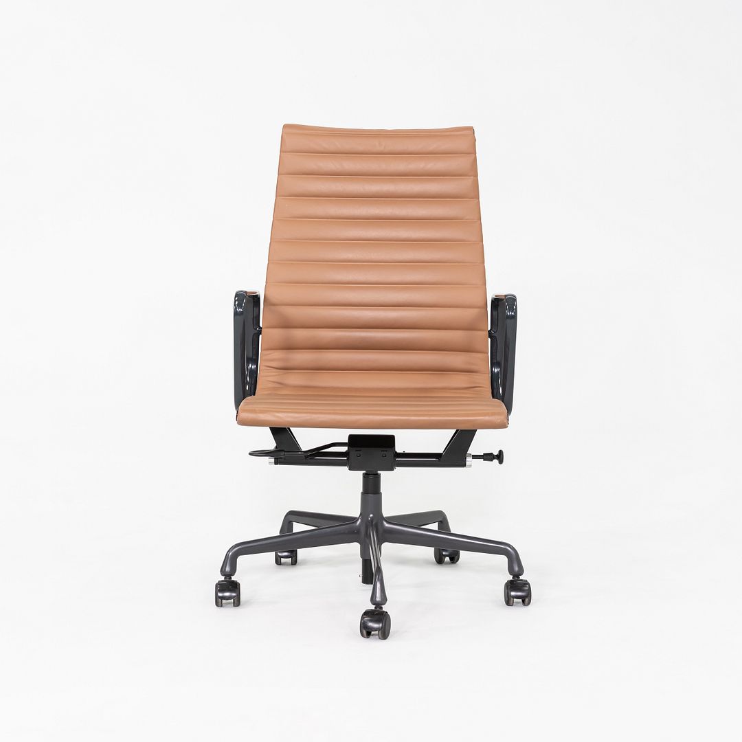 Aluminum Group Executive Desk Chair, EA337