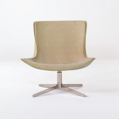Vika Lounge Chair