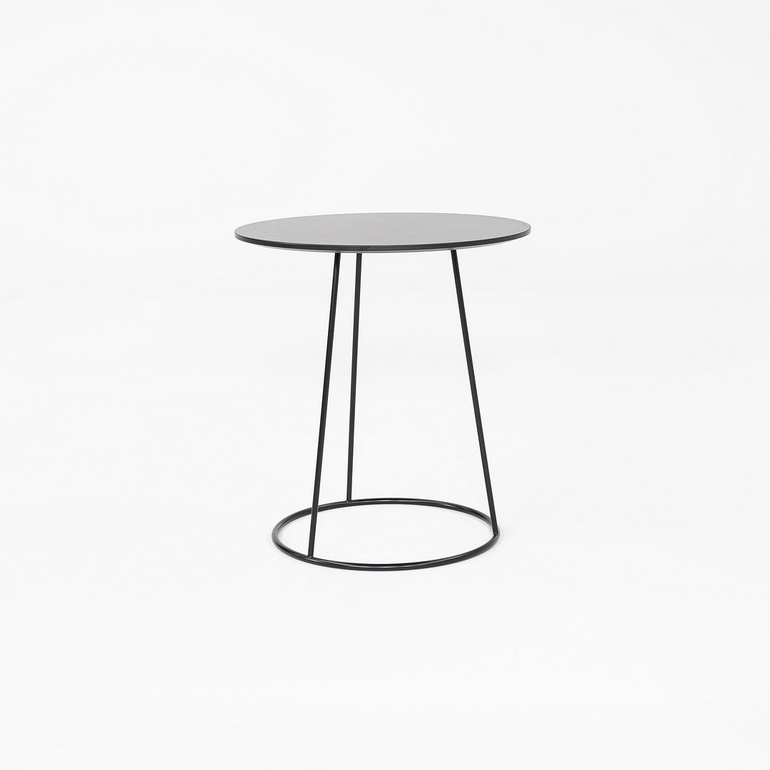 Breeze Table