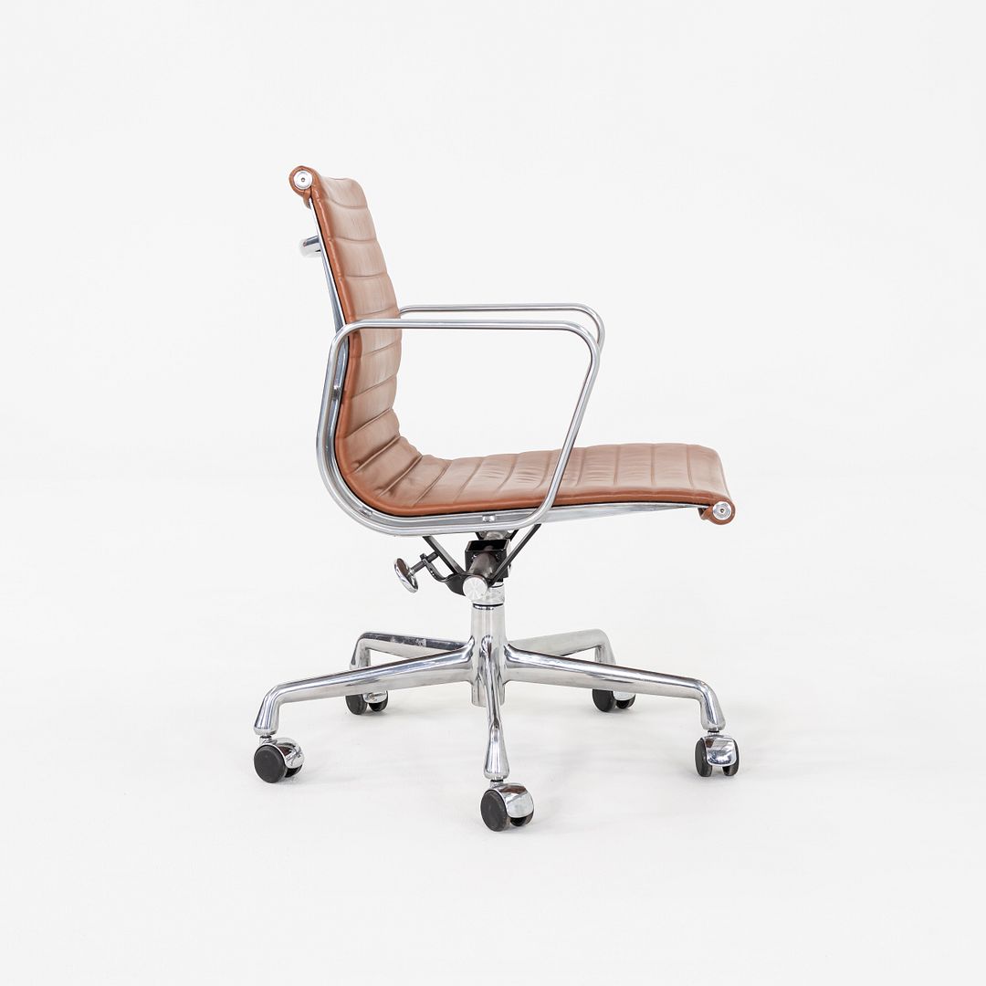 Aluminum Group Management Desk Chair, Model EA335
