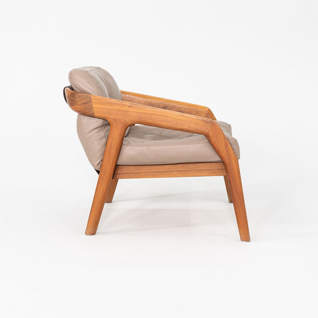 Friday 1 Lounge Chair