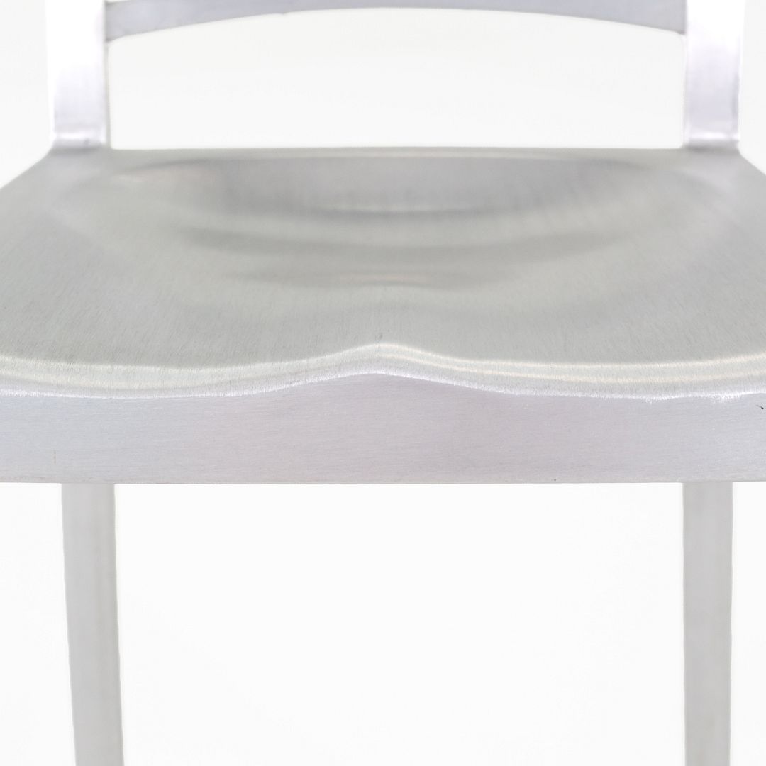 1006 Navy Bar Stool