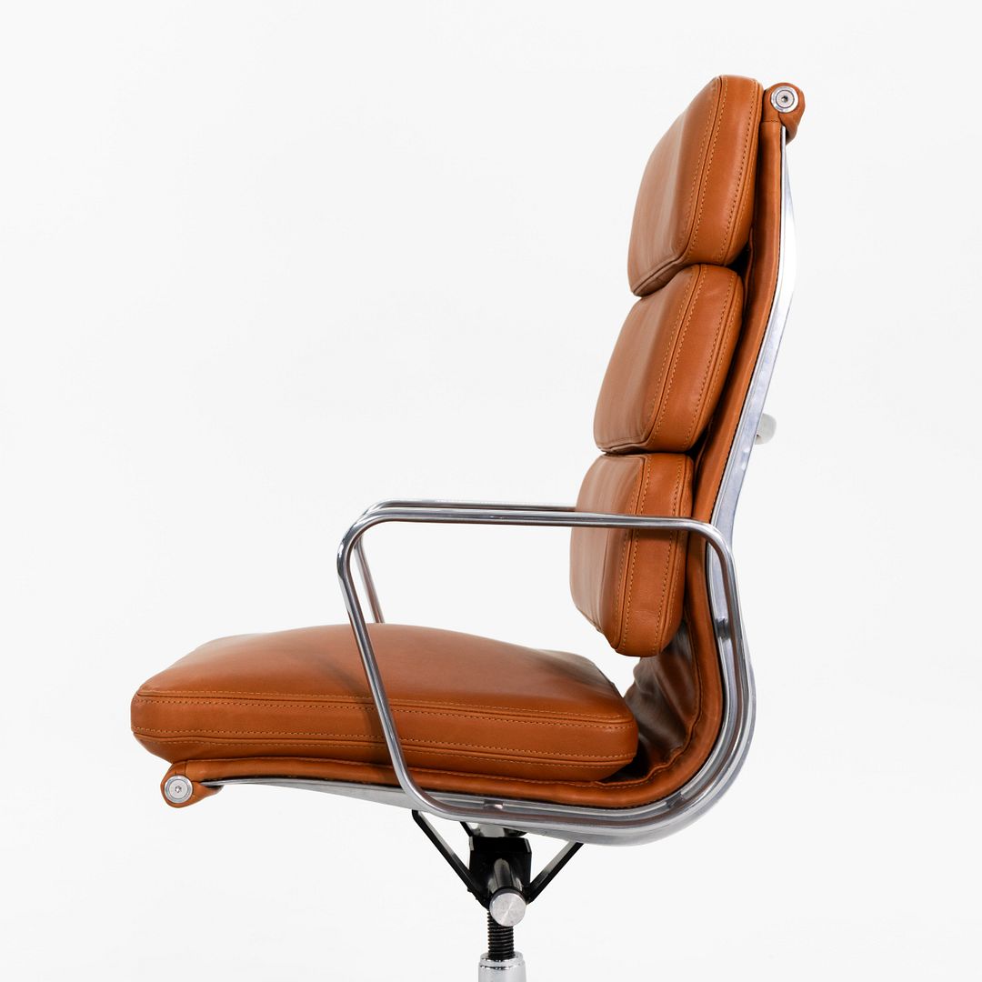 Soft Pad Executive Desk Chair, Model EA437