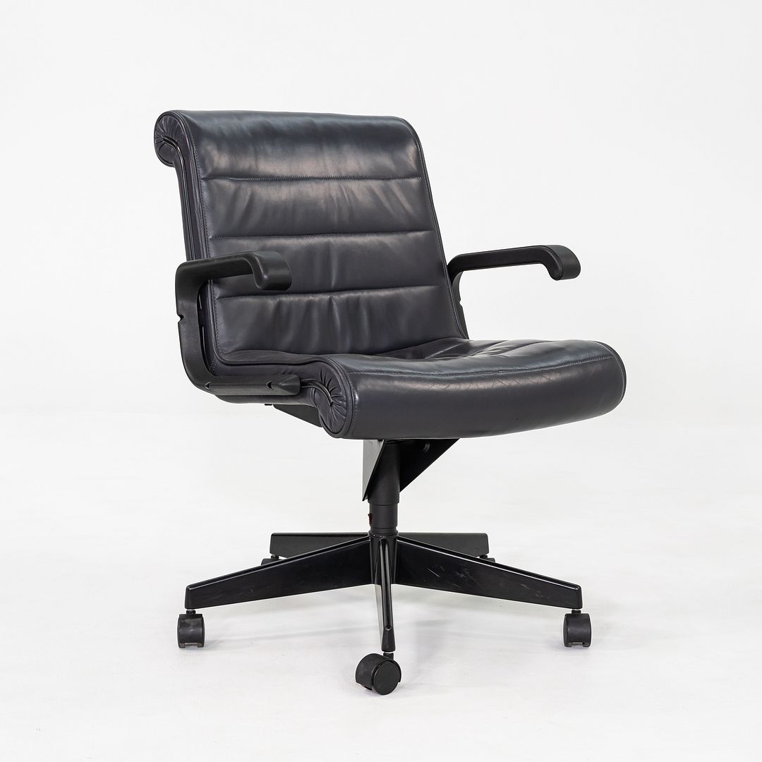 Management Desk Chair