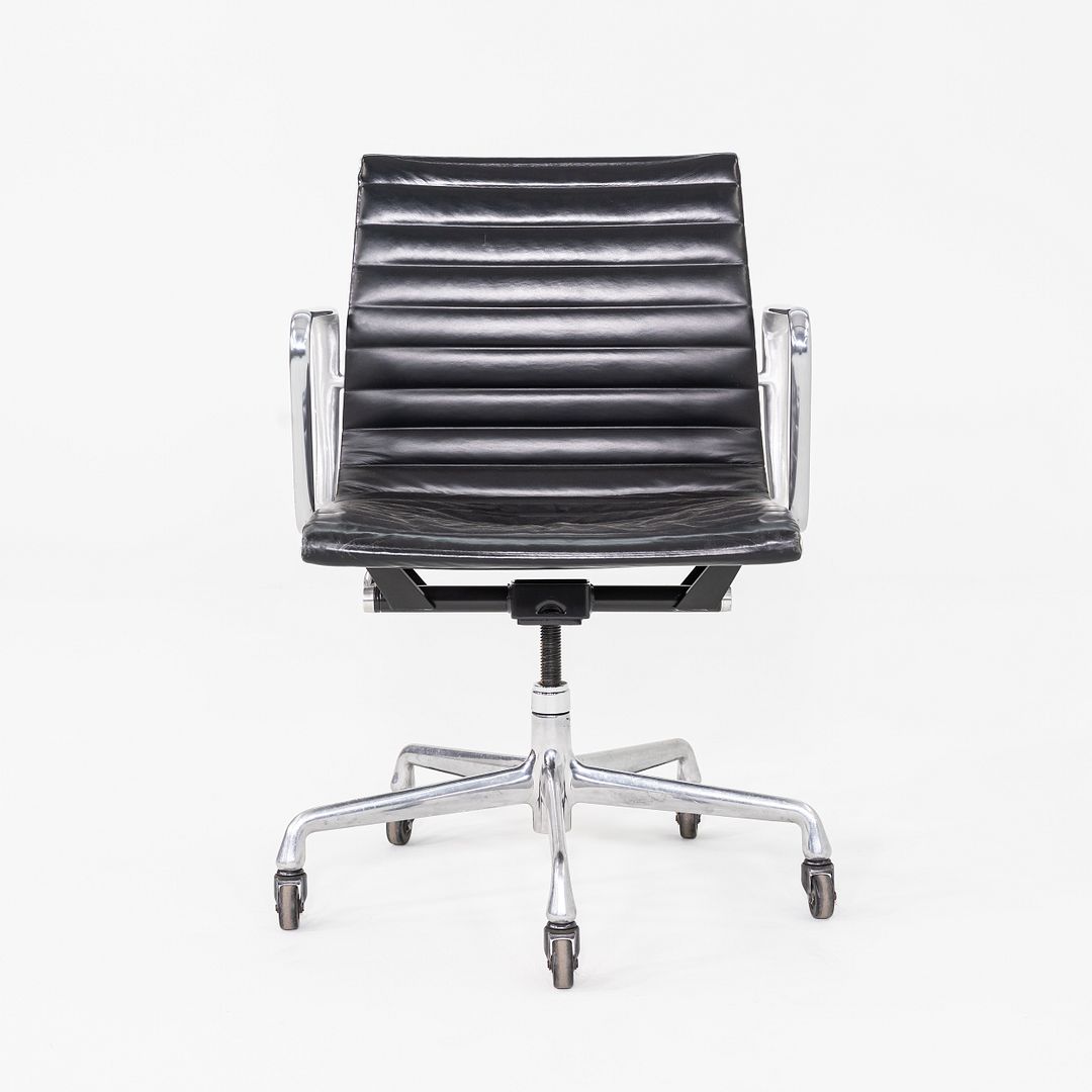 Aluminum Group Management Desk Chair, Model EA335