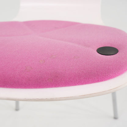 Sprite Stacking Side Chair