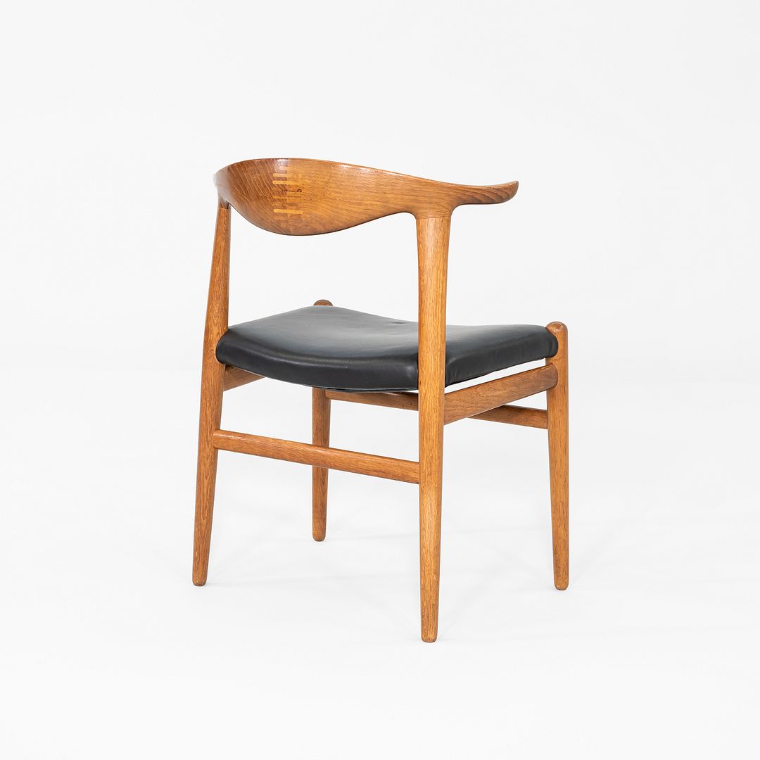 JH505 Cow Horn Chair