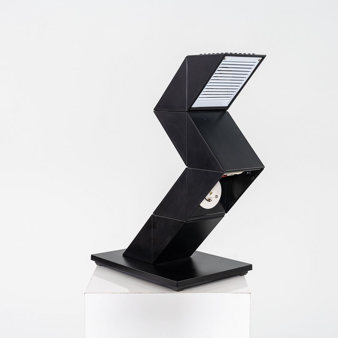 Zig Zag Table Lamp