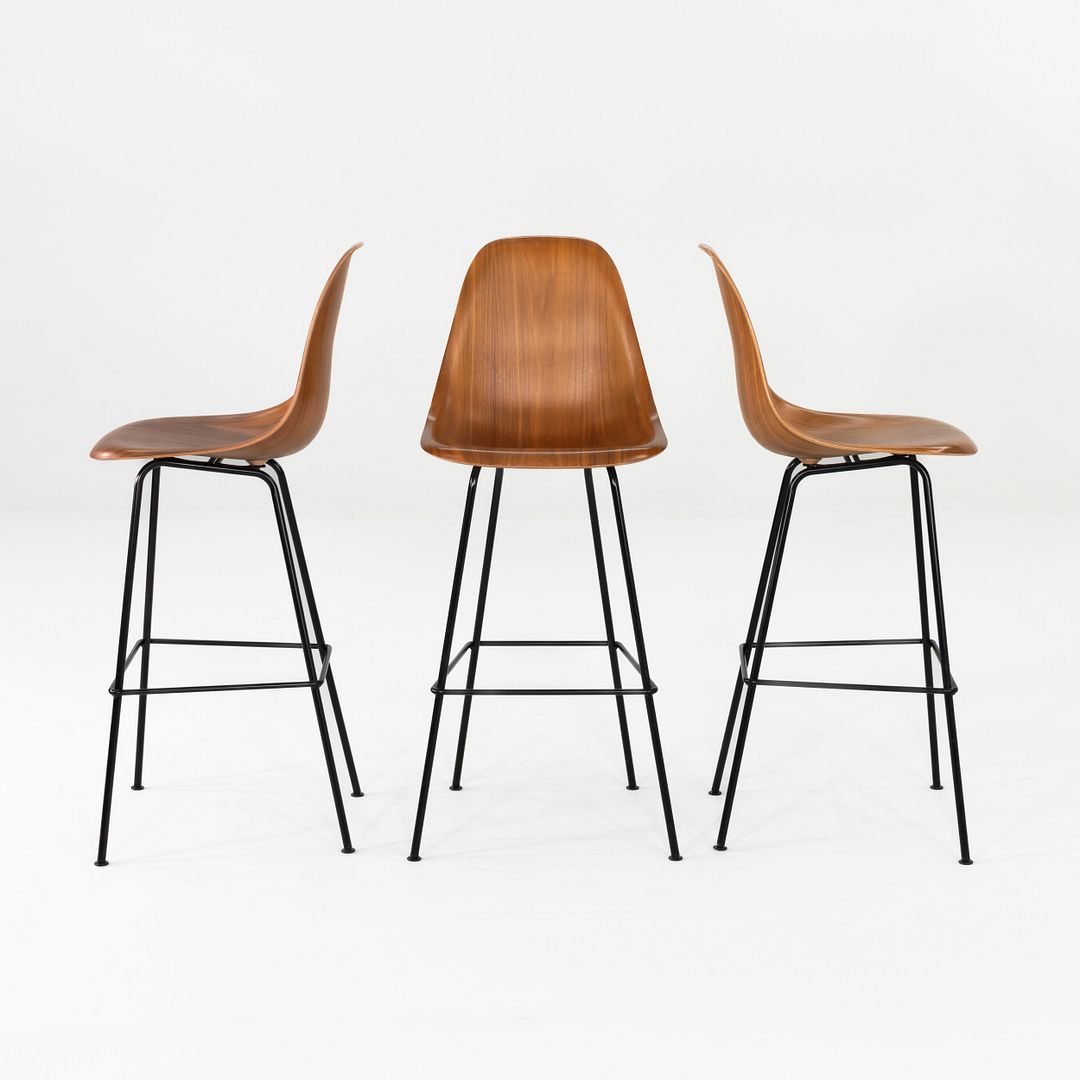 Shell Bar Stool