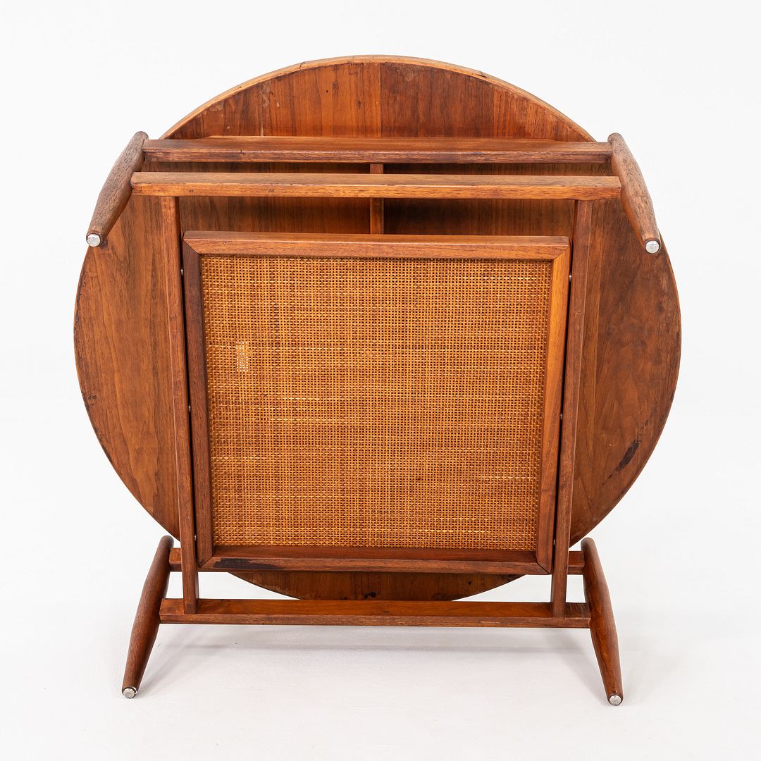 Round Coffee Table, Model T300