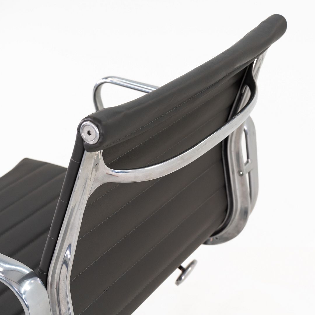 Aluminum Group Management Desk Chair, Model EA335