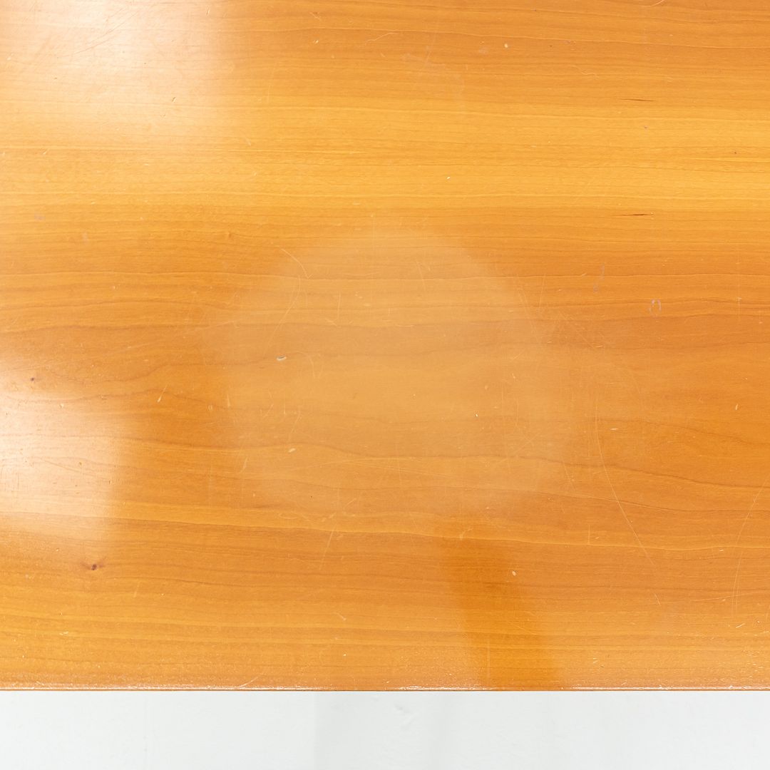 Vox Conference Table