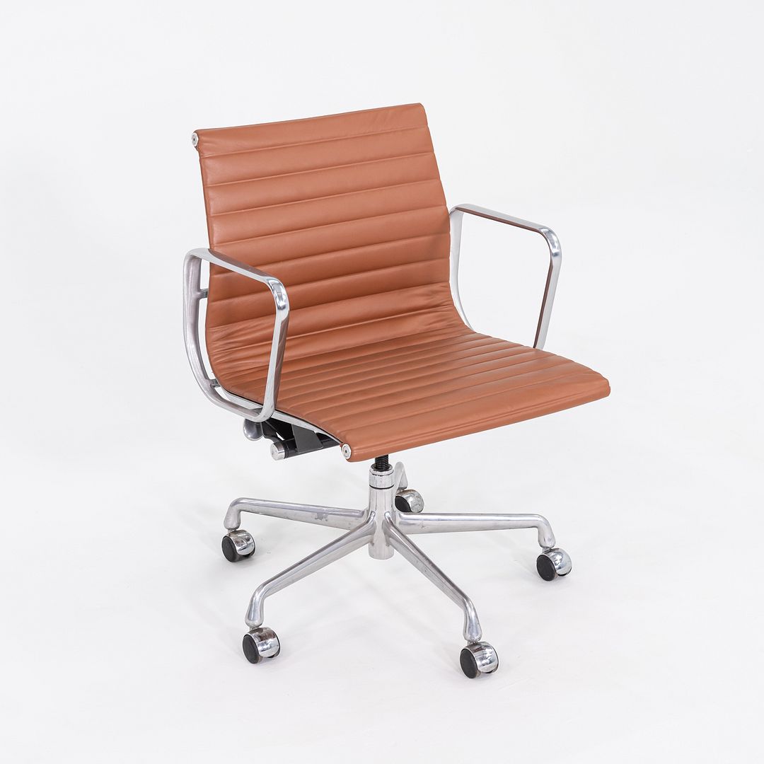 Aluminum Group Management Chair, Model EA335