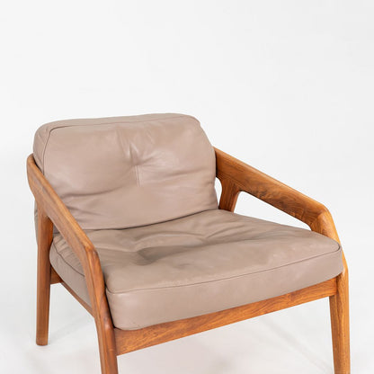 Friday 1 Lounge Chair