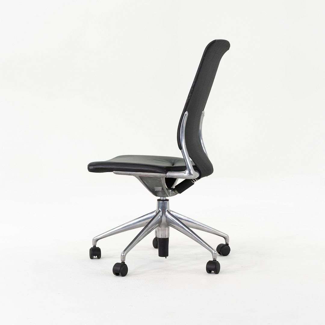 Armless Meda Desk Chair