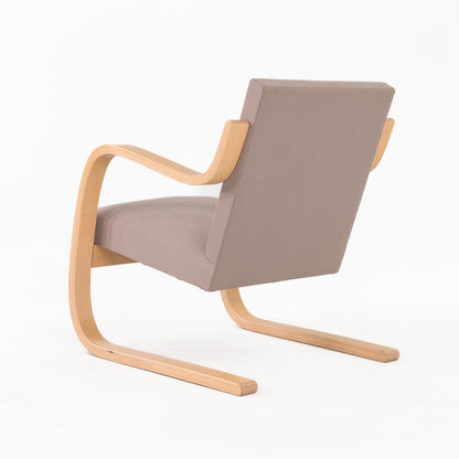 402 Lounge Chair
