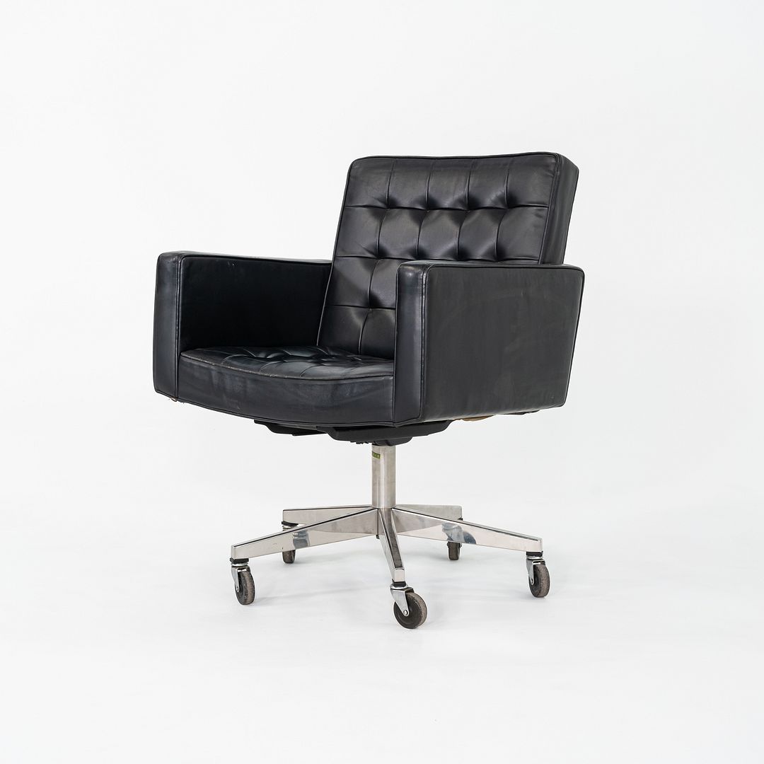 Cafiero Executive Desk Chair, Model 187