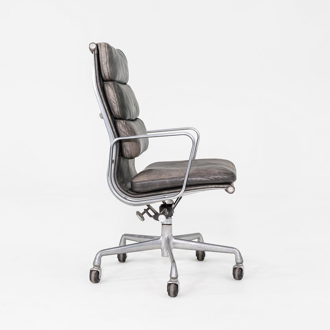Soft Pad Executive Chair, EA437