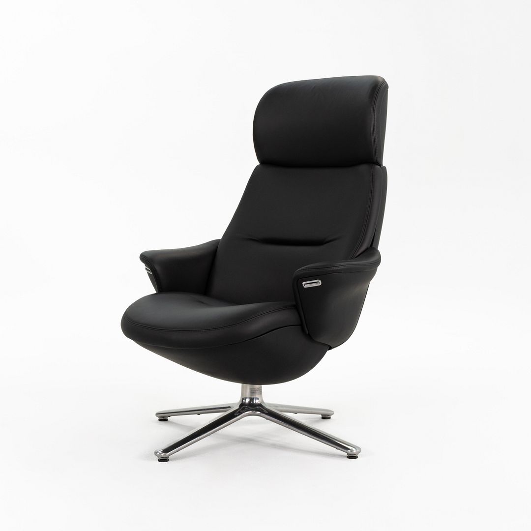 Diffrient Lounge Chair and Ottoman