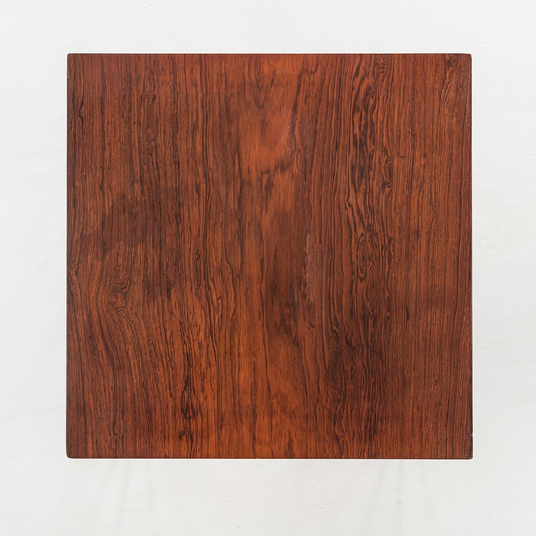 Puzzle Table