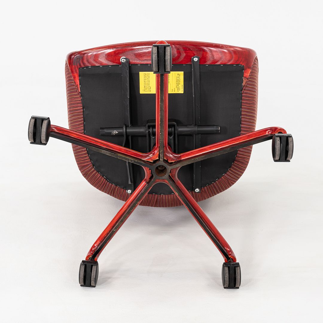 Bucket Executive Chair