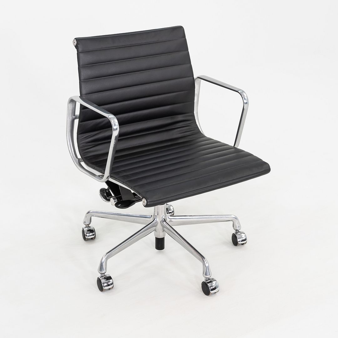 Aluminum Group Management Chair, Model EA335