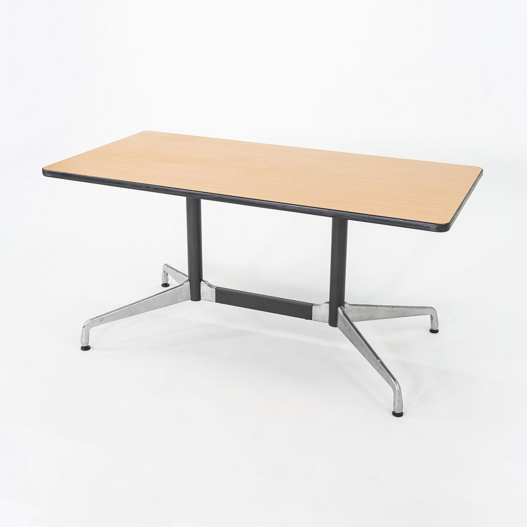 Segmented Conference Table, Model ET187