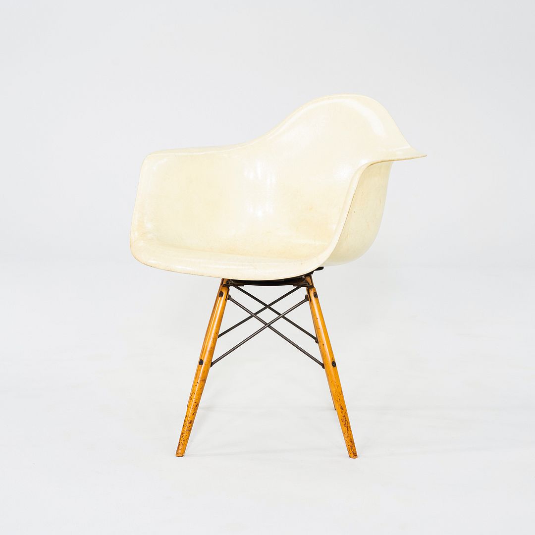 PAW Chair