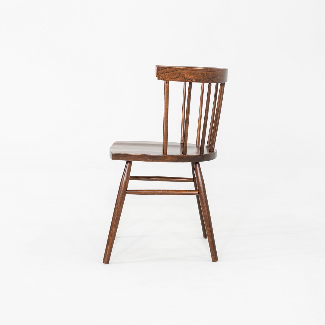 N19 Straight Chair