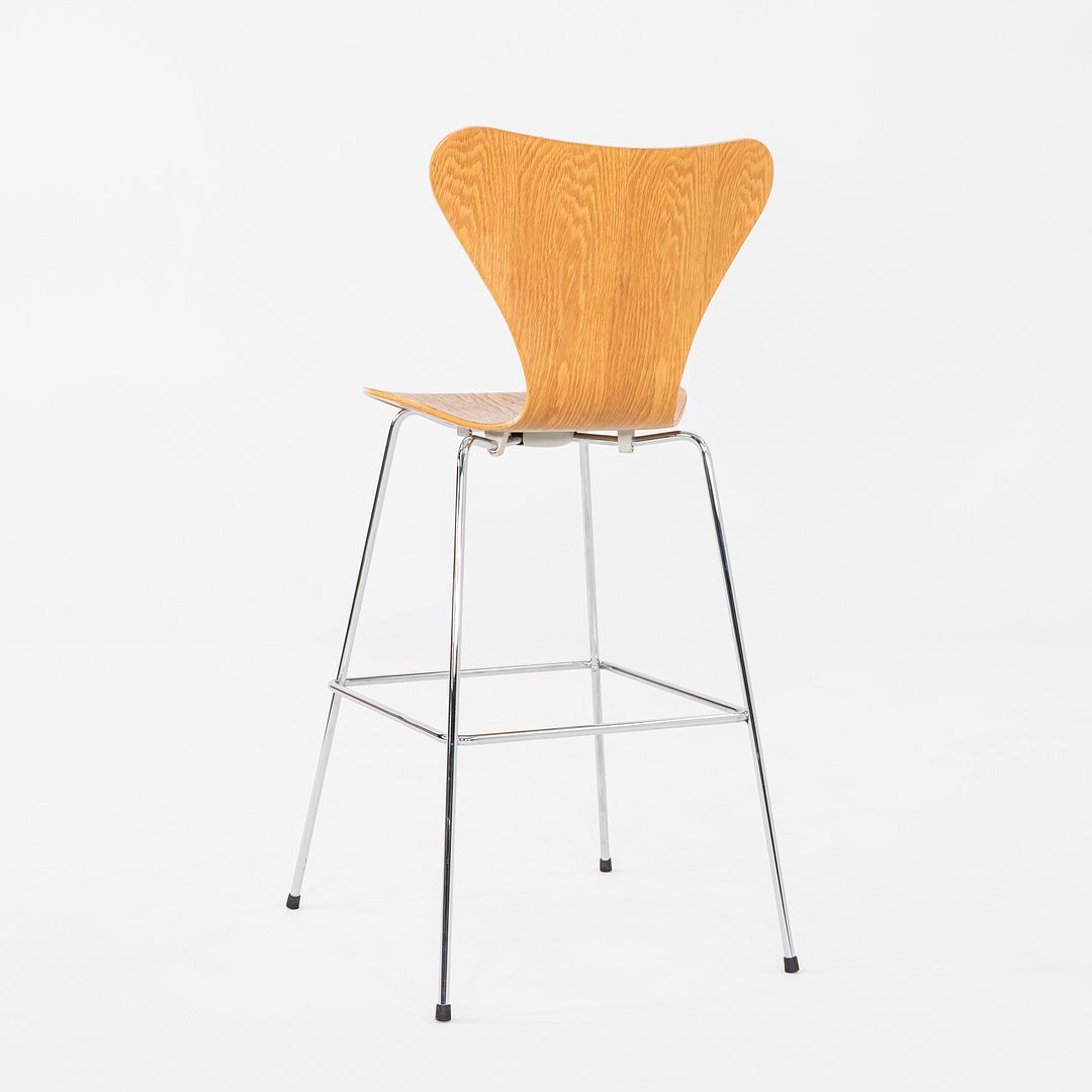 Series 7 Bar Stool, Model 3197