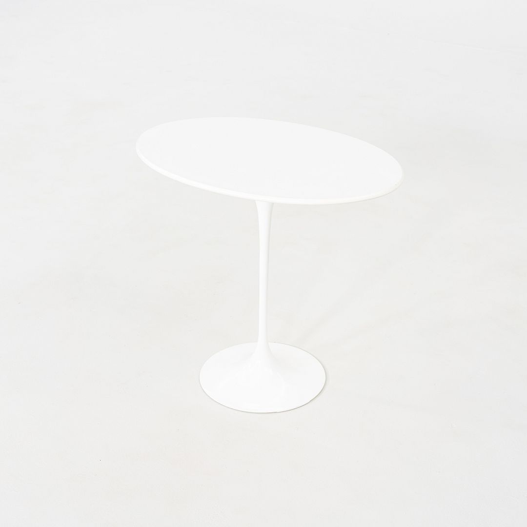 Oval Tulip Pedestal Side Table