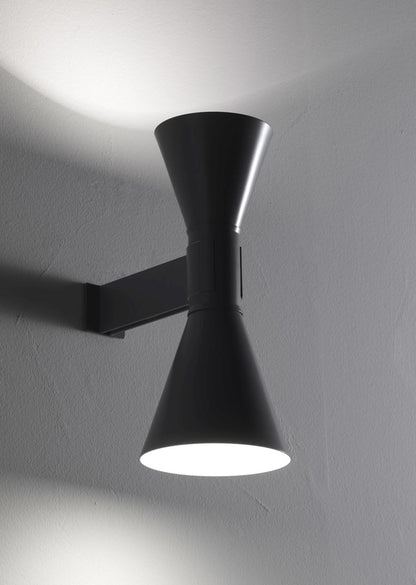 Applique de Marseille Wall Lamp