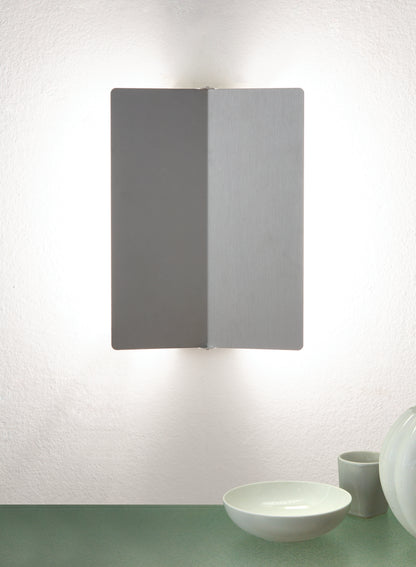 Applique à Volet Pivotant Plié Wall Lamp