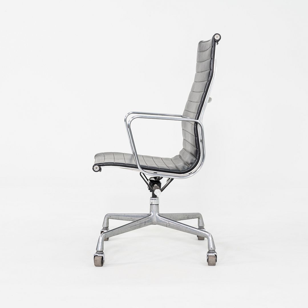 Aluminum Group Executive Desk Chair, Model EA320