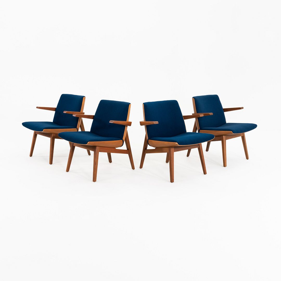Clamshell Lounge Chair