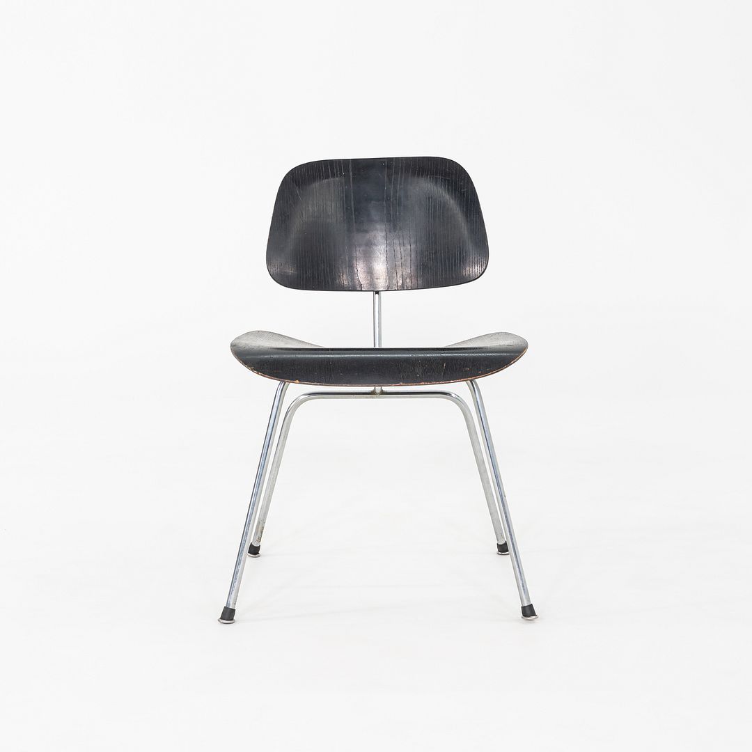 DCM Chair