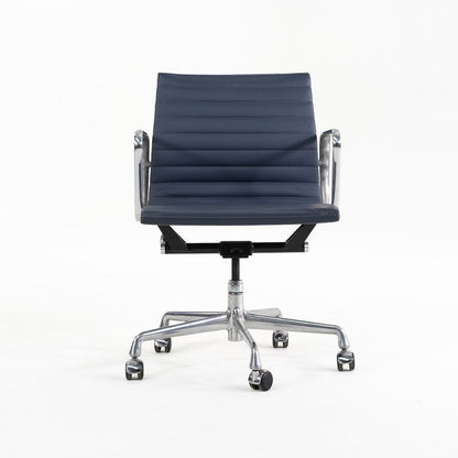 Eames Aluminum Group Management Chair, Model EA335