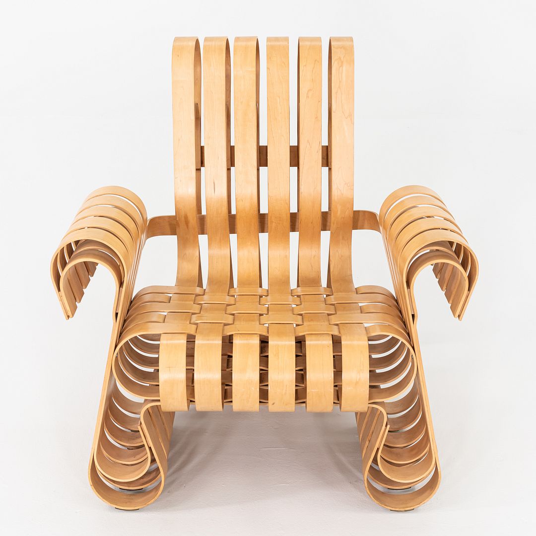 Power Play Lounge Chair