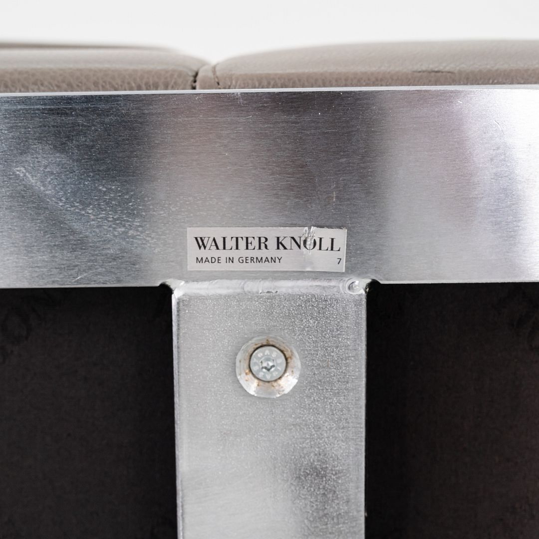 Model 500 Arm Lounge Chair