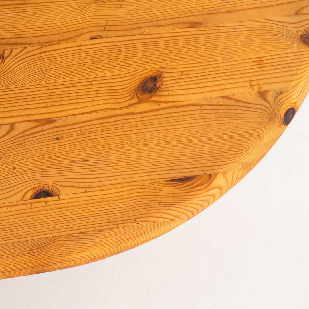 Oval Coffee Table